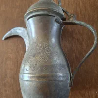 دله بسیار قدیمی وکنده کاری شده عتیقه