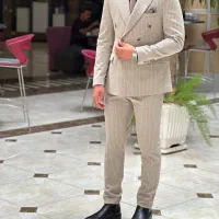 کت و شلوار دبل برست کرم روشن دیپلمات