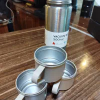 فلاسک همراه با سه فنجان