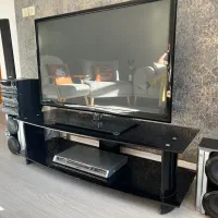 میز تلویزیون شیشه ای