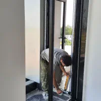 درب پنجره یو پی وی سی و آلومینیومی شیشه نرده پرده|خدمات پیشه و مهارت|بابل, |دیوار