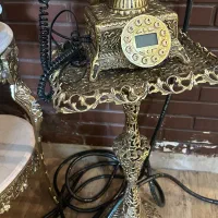 تلفن کلاسیک میز