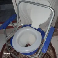 دستشویی فرنگی سیار کاملا سالم