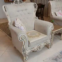مبلمان هفت نفره به همراه میز جلومبلی