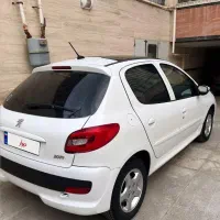 ۲۰۷ پاناروما مدل ۴۰۲