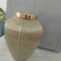 گلدان شیشه ای