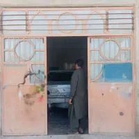 3عدد مغازه فروشی