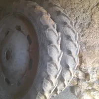 لاستیک باریک سایز۴۸|خودرو سنگین|قوچان, |دیوار