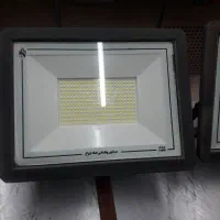 پرژکتور ۱۰۰ وات|لامپ و چراغ|مشهد, امامیه (شهرک غرب)|دیوار