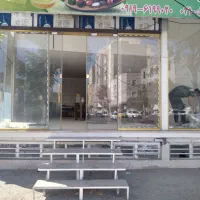 مغازه ۱۰۰ متری بر بخشداری|اجارهٔ مغازه و غرفه|رباطکریم, رباطکریم|دیوار