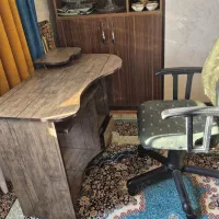 میز کامپوتر و تحریر به همراه صندلی چرخدار