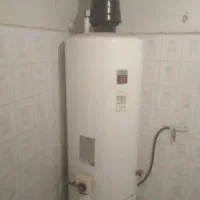 آب گرم کن ایستاده کار کرده