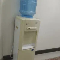 آب سردکن یخچال دار