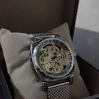 ساعت مچی|ساعت|قرچک, زیبا شهر|دیوار