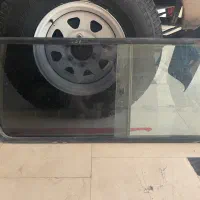شیشه رو گلگیر پاترول