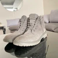 بوت طوسی دیود سایز ۴۴ نو