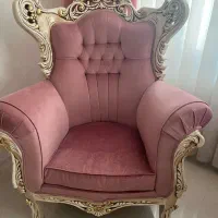 مبل سلطنتی در حد نو