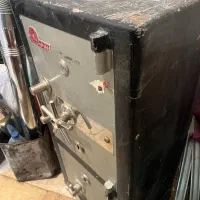 گاو صندوق در حد نو ۲ عدد