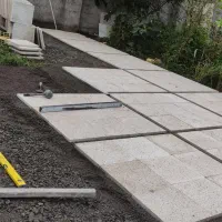 نیازمند کارگر برای سنگ کاری و کاشی کاری