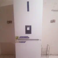 فوروش فوری یخچال فریزر۱۸۰۰۰۰۰۰تومان|یخچال و فریزر|اصفهان, لاله|دیوار