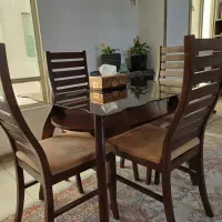 میز ناهار خوری ۴ نفره