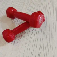 دمبل روکش دار نیم کیلویی