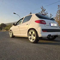 207 اتومات tu5 مدل 97 تمیز فقط یک گلگیر رنگ