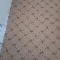 ۲۴ متر موکت جنس اعلا دو تیکه در حد نو