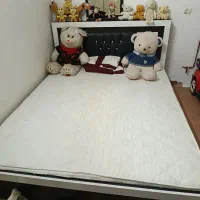 تخت دونفره..تمیز وسالم.