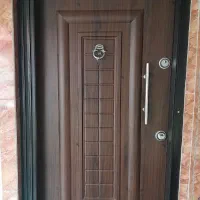 در ضد سرقت و پنجره کاملا نو هستند