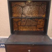 پا تختی یا میز