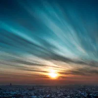 کارگر ساده آقا جهت تزریق پلاستیک شیفت شب و روز