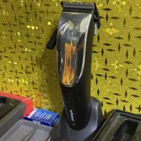 ماشین اصلاح و ست قیچی ارایشگاه