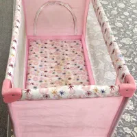تخت تاشو و پارک بازی کودک