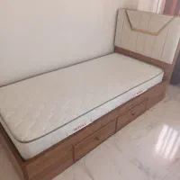 تخت خواب یکنفره با تشک فنری