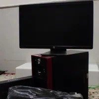 کیس و مانیتور