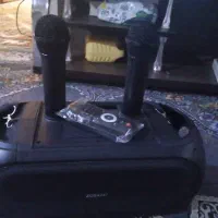 اسپیکرنووشیک