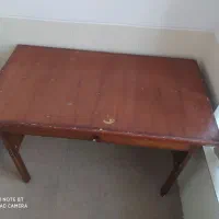 میز تحریر بزرگ و محکم