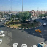 واحد-اداری-و-تجاری-در-میدان-استقلال