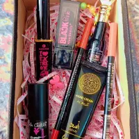 پک یلدایی روز مادر روز پدر تولد|آرایشی، بهداشتی، درمانی|تربتحیدریه, نواب صفوی|دیوار