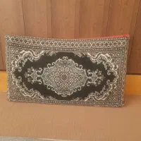 پشتی دیواری