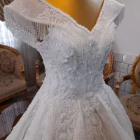 لباس عروس|لباس|کاشان, سه راه پرورشگاه|دیوار