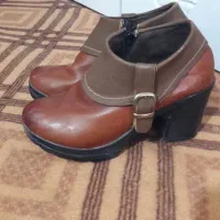 پوتین و کفش مجلسی سایز۳۷|کیف، کفش، کمربند|صحنه, |دیوار