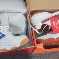 کتونی اف سایز ۳۹ و ۳۸