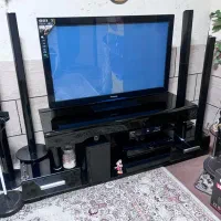 تلوزیون 42 اینچ پاناسونیک به همراه میز تلوزیون
