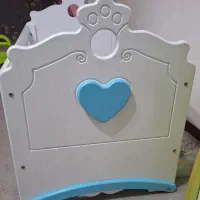 تخت و گهواره کودک