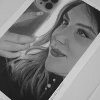 طراحی چهره سیاه قلم