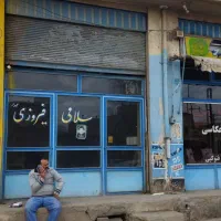 دو‌ دهنه مغازه کنار هم با زیرزمین کامل