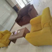 فروش مبل ۴ نفره + میز جلومبلی|مبلمان خانگی و میز عسلی|ماکو, |دیوار