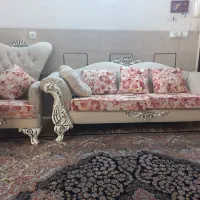 مبل‌۸نفره ب همراه میز عسلی